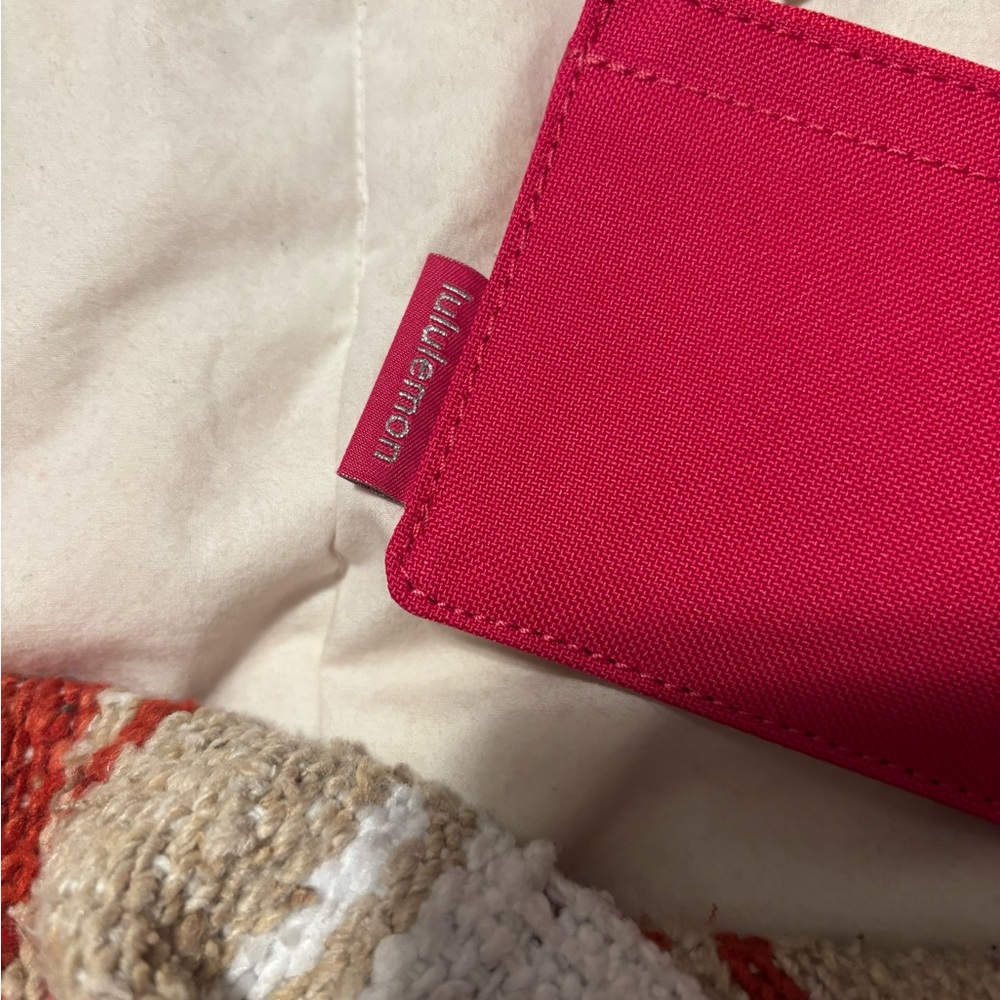 Clippable Card Case - Picture 6 of 7